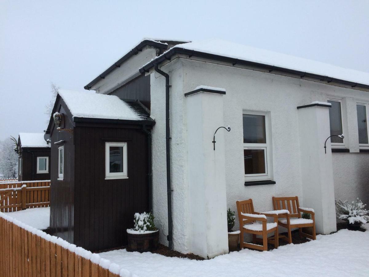 Leven And Linnhe Apartments, West Highland Way Holidays Кинлохлевън Екстериор снимка